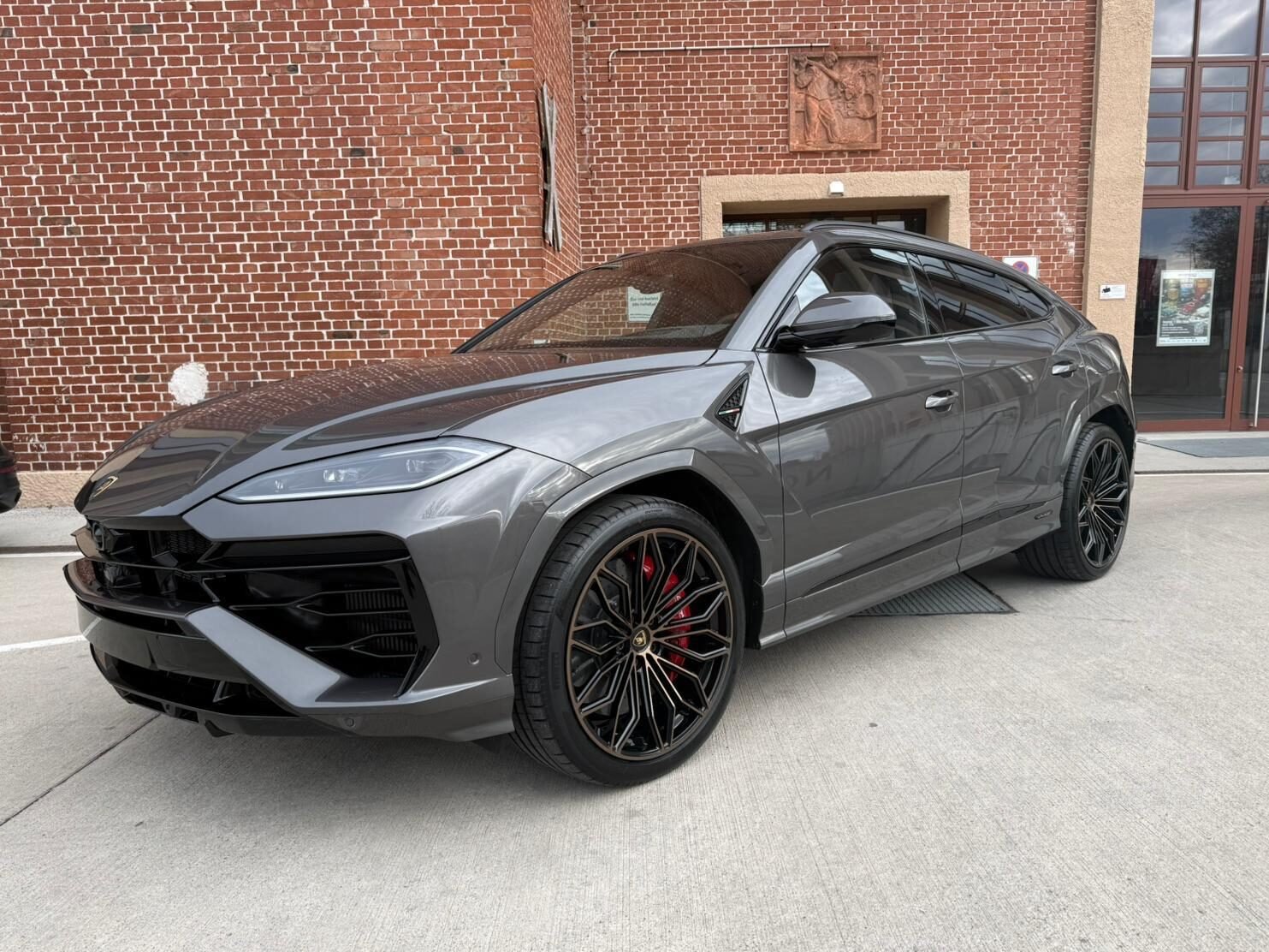 Lamborghini Urus SE